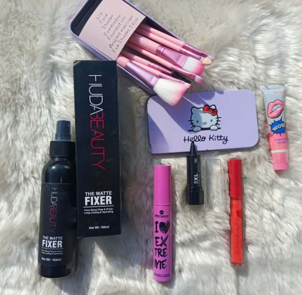 8-in-1 Makeup Deal: Your Ultimate Beauty Kit with Huda Beauty Fixer